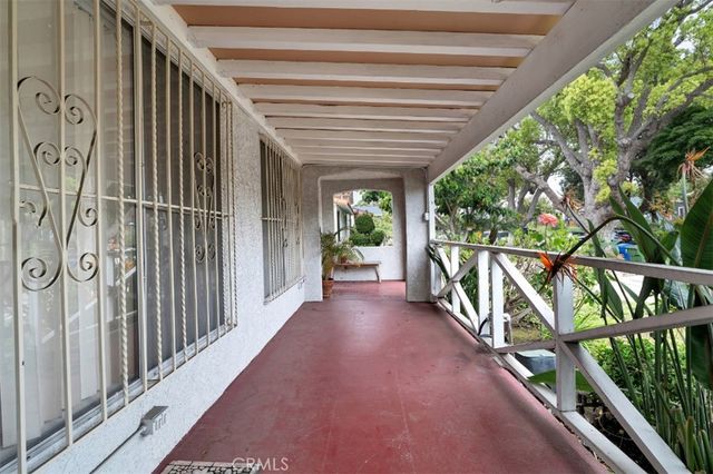 3416 -3418 Garden Avenue, Los Angeles, CA 90039
