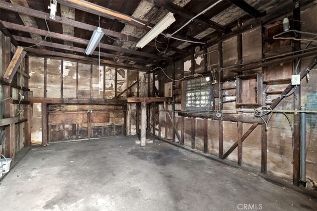 3416 -3418 Garden Avenue, Los Angeles, CA 90039