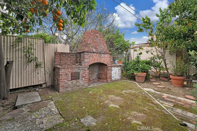 3416 -3418 Garden Avenue, Los Angeles, CA 90039