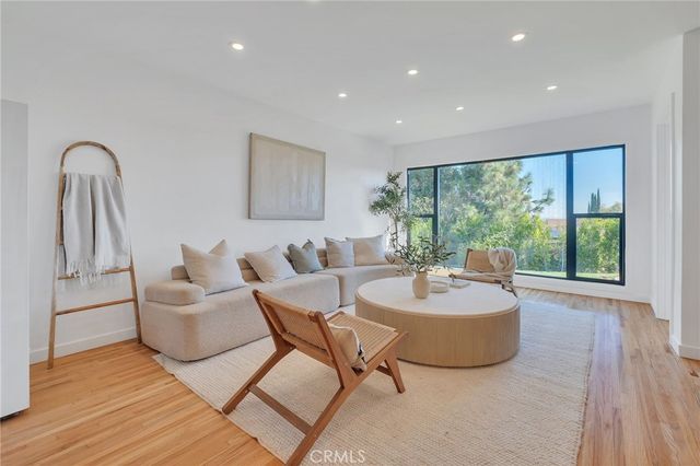 25710 Crest Road, Torrance, CA 90505
