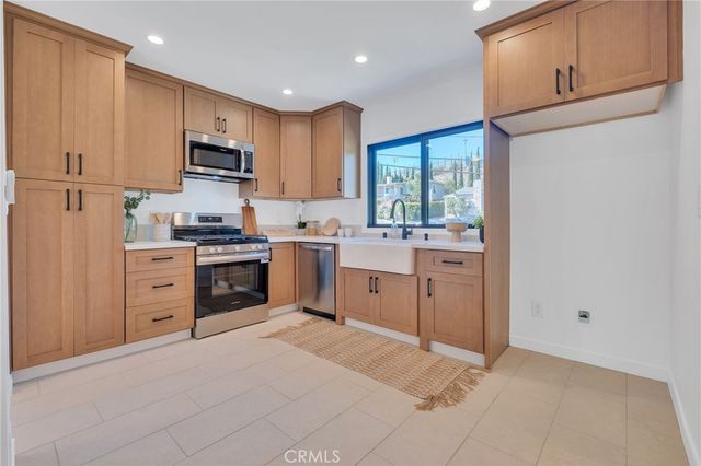 25710 Crest Road, Torrance, CA 90505