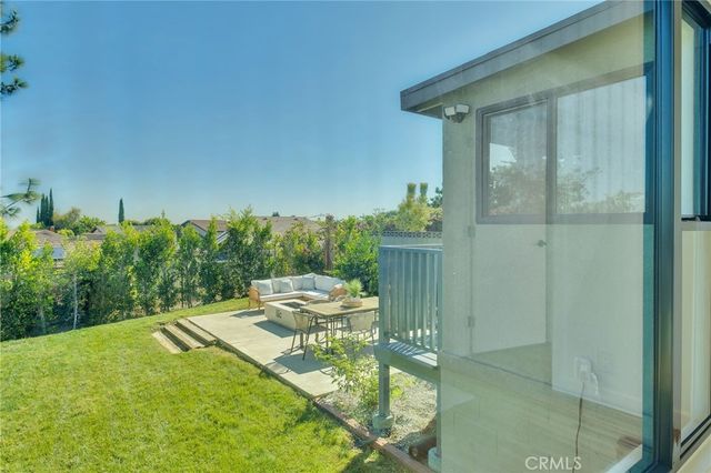 25710 Crest Road, Torrance, CA 90505
