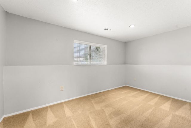 12823 N Pittsburg Ave, Spokane, WA 99208