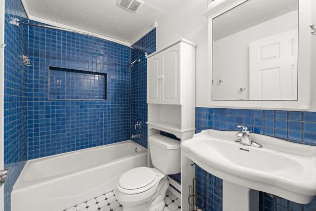 12823 N Pittsburg Ave, Spokane, WA 99208