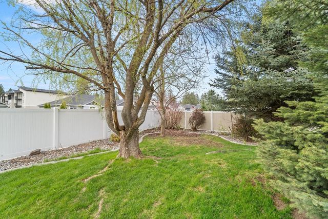 12823 N Pittsburg Ave, Spokane, WA 99208