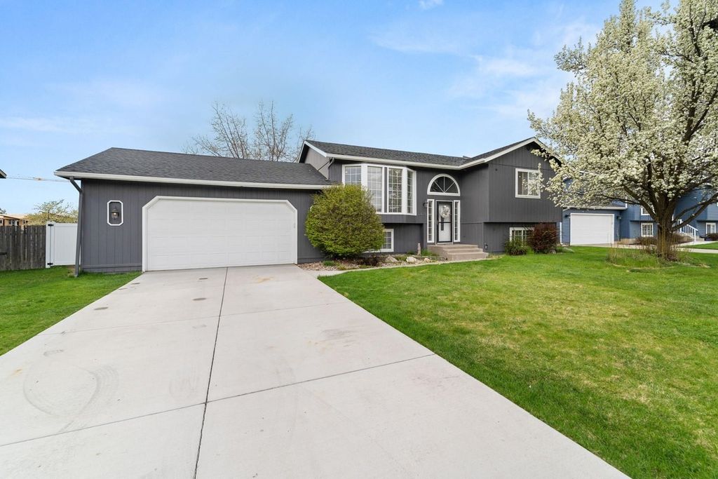 12823 N Pittsburg Ave, Spokane, WA 99208