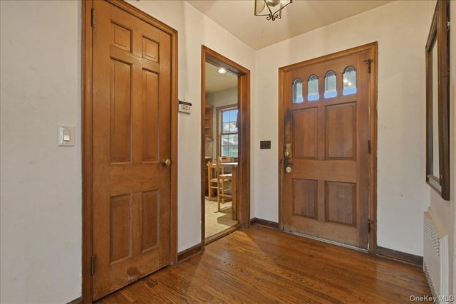 1536 Wantagh Avenue, Wantagh, NY 11793