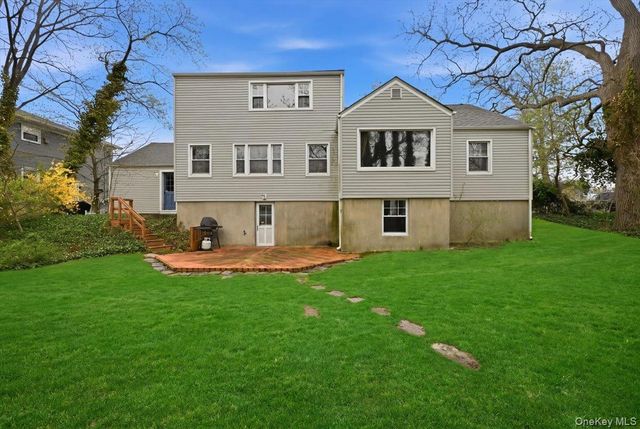 1536 Wantagh Avenue, Wantagh, NY 11793