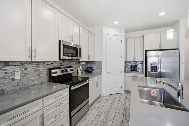 120 SUMMERSHORE DRIVE, Auburndale, FL 33823