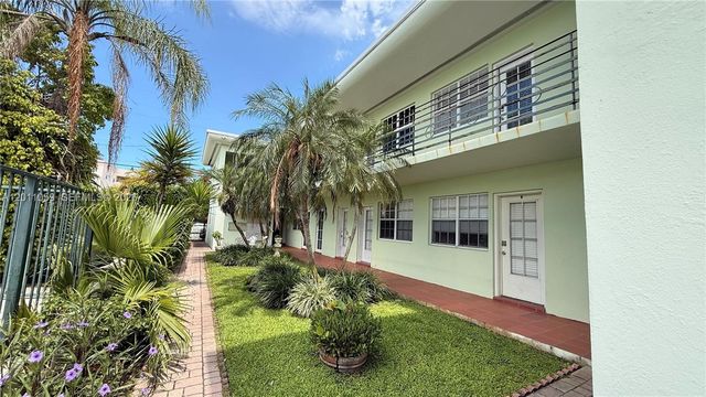 8600 Byron Avenue 86008, Miami Beach, FL 33141