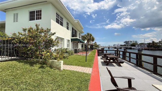 8600 Byron Avenue 86008, Miami Beach, FL 33141