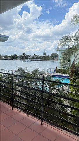8600 Byron Avenue 86008, Miami Beach, FL 33141