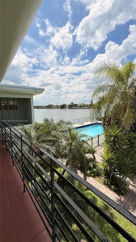 8600 Byron Avenue 86008, Miami Beach, FL 33141