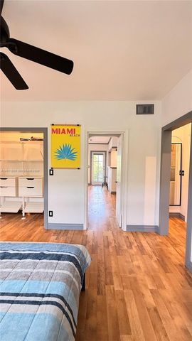 8600 Byron Avenue 86008, Miami Beach, FL 33141