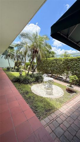 8600 Byron Avenue 86008, Miami Beach, FL 33141
