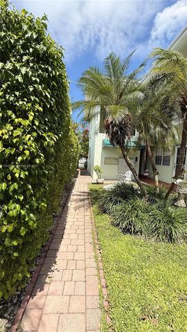 8600 Byron Avenue 86008, Miami Beach, FL 33141