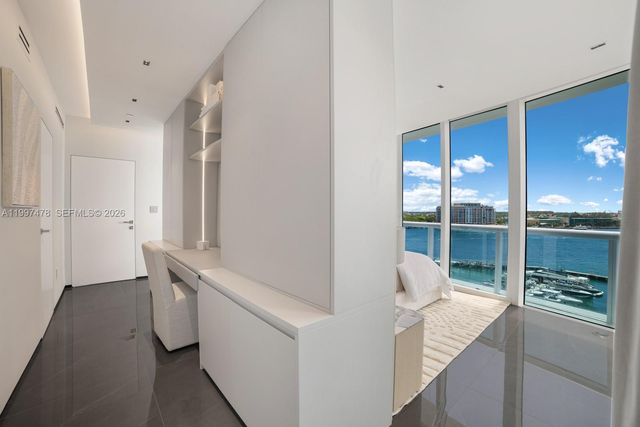 1000 S Pointe Dr 901, Miami Beach, FL 33139