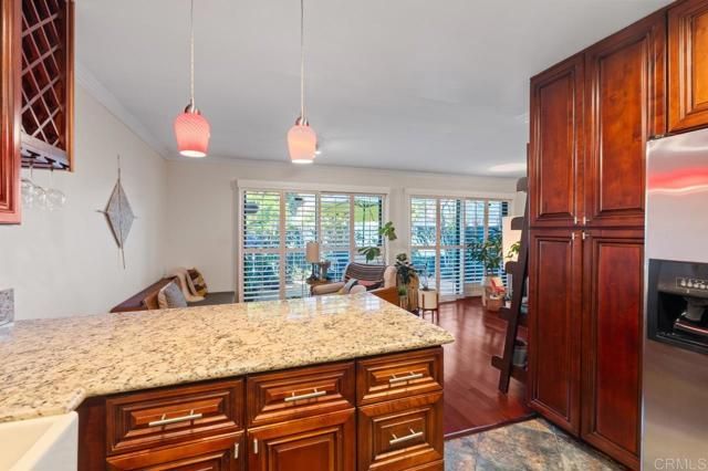 6960 Caminito Curva, San Diego, CA 92119