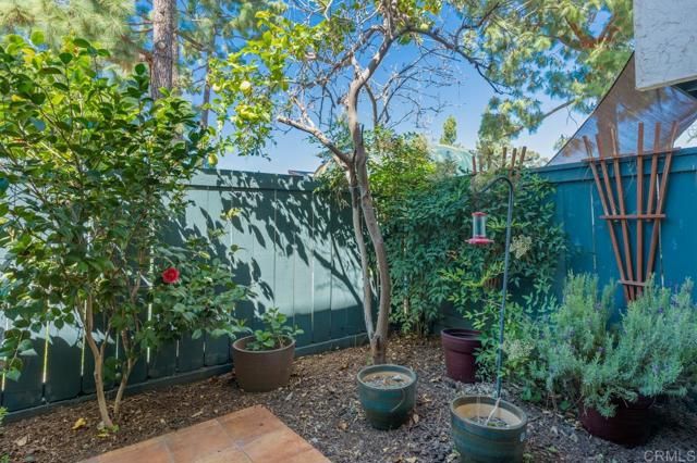 6960 Caminito Curva, San Diego, CA 92119