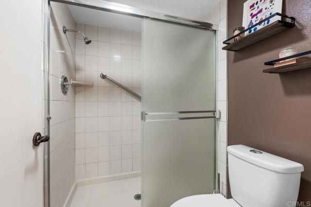 6960 Caminito Curva, San Diego, CA 92119