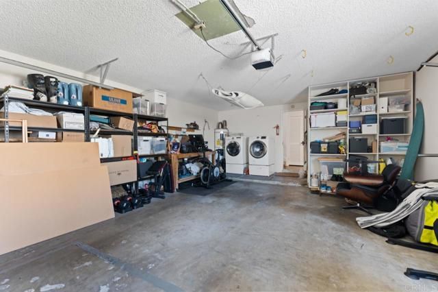 6960 Caminito Curva, San Diego, CA 92119