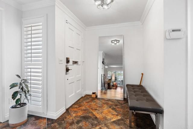 6960 Caminito Curva, San Diego, CA 92119