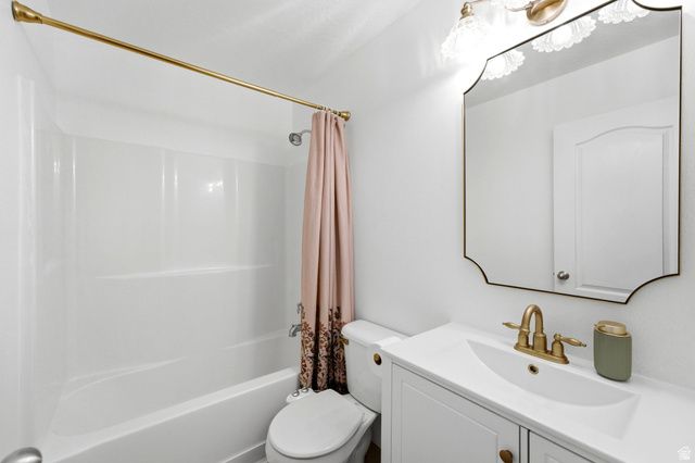 2065 E JORDAN WAY, Eagle Mountain, UT 84005