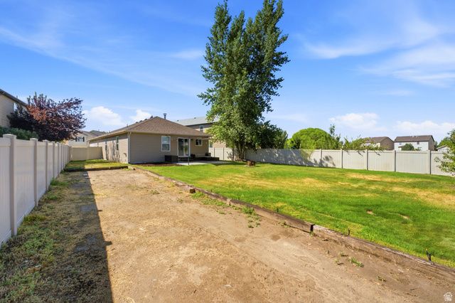 2065 E JORDAN WAY, Eagle Mountain, UT 84005