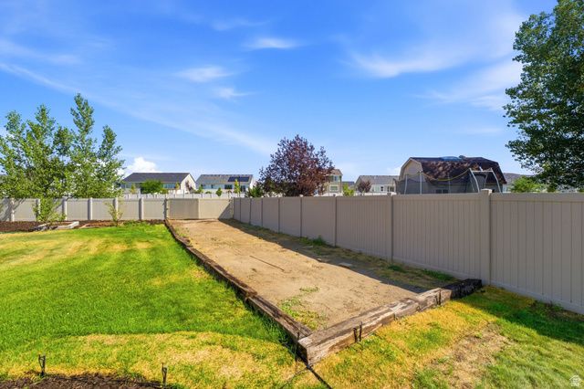 2065 E JORDAN WAY, Eagle Mountain, UT 84005
