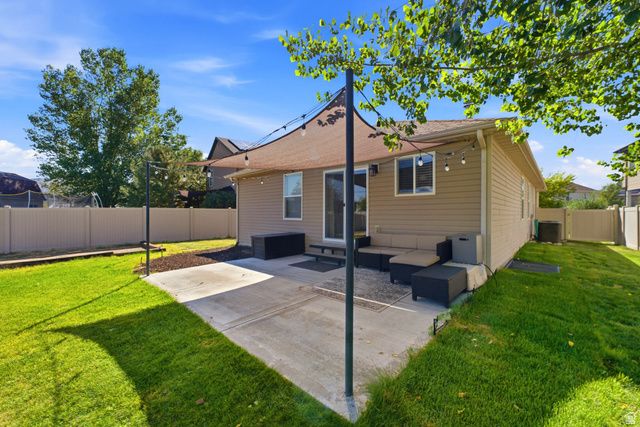 2065 E JORDAN WAY, Eagle Mountain, UT 84005