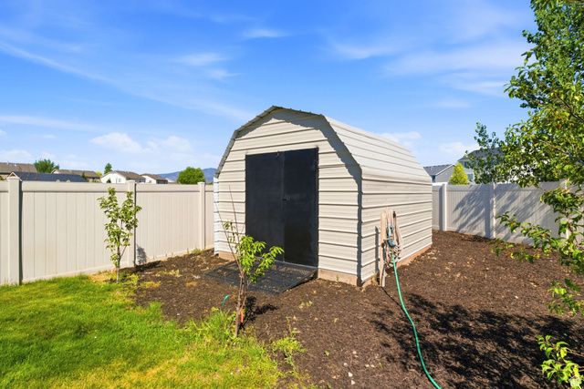 2065 E JORDAN WAY, Eagle Mountain, UT 84005