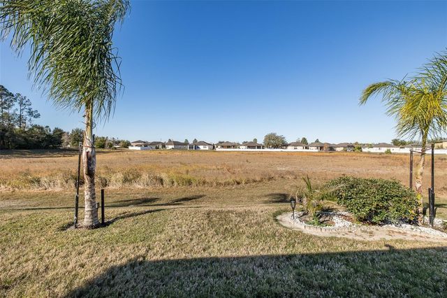 2109 TRILLIUM BOULEVARD, Brooksville, FL 34604