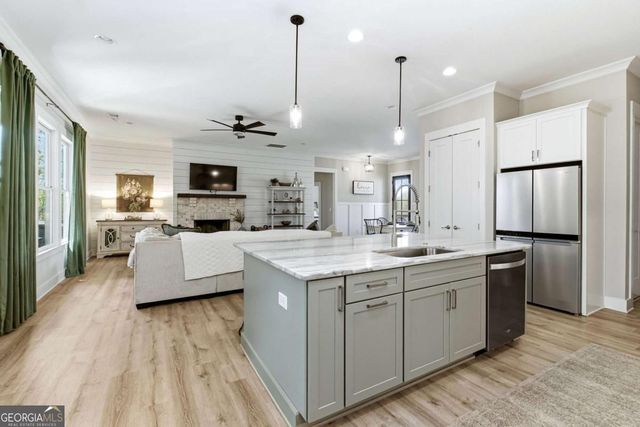 195 Stoneridge Court, Dawsonville, GA 30534