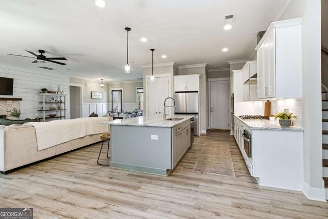195 Stoneridge Court, Dawsonville, GA 30534