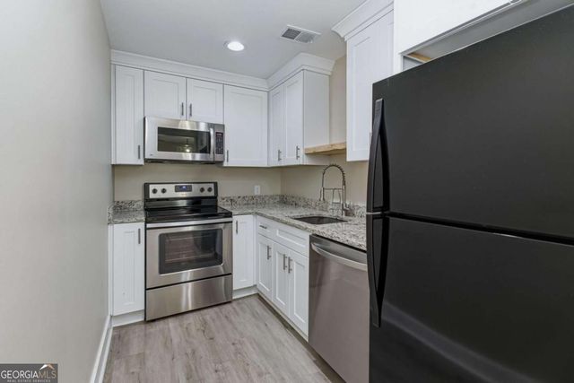 195 Stoneridge Court, Dawsonville, GA 30534