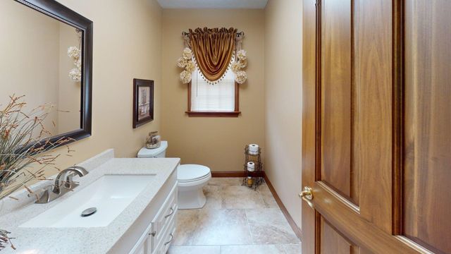 738 Pinecrest Drive, Huntington, WV 25705