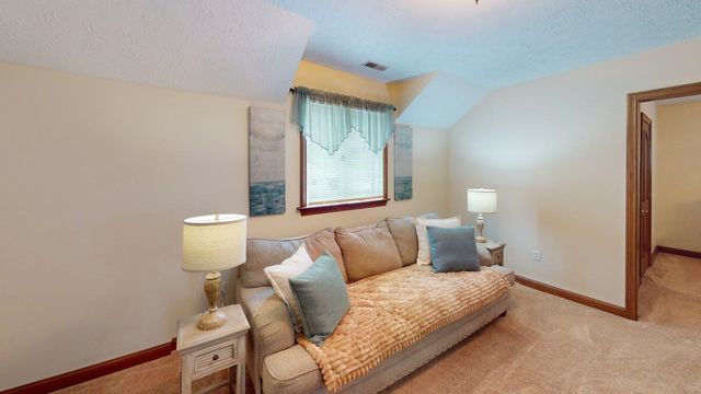 738 Pinecrest Drive, Huntington, WV 25705