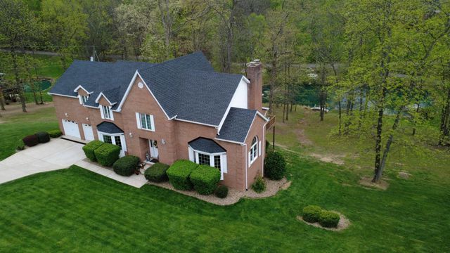738 Pinecrest Drive, Huntington, WV 25705