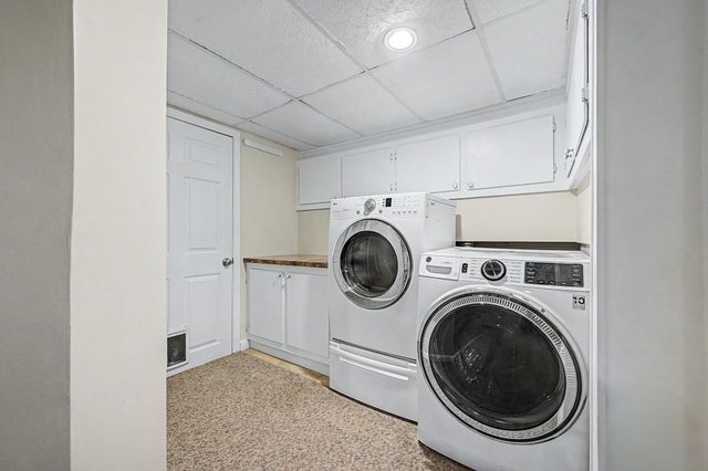 592 Pond St, Franklin, MA 02038