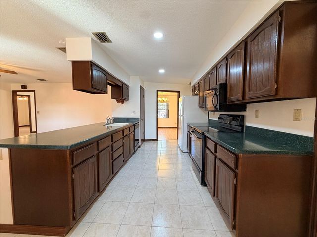 35324 BLANTON ROAD, Dade City, FL 33523