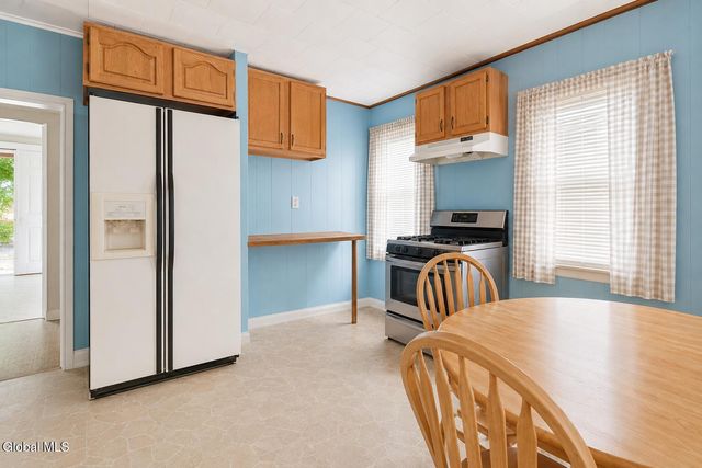 8 4th Street, South Glens Falls, NY 12803