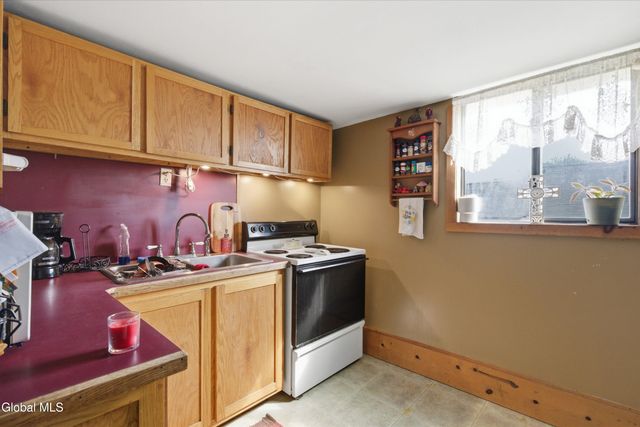 8 4th Street, South Glens Falls, NY 12803