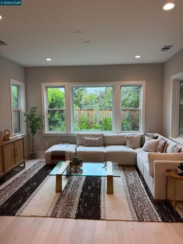247 Haleena Place, Walnut Creek, CA 94597