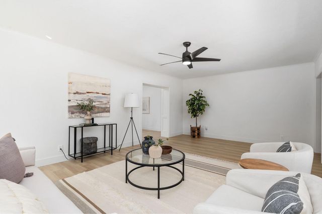 715 N Hughes Avenue, Fresno, CA 93728