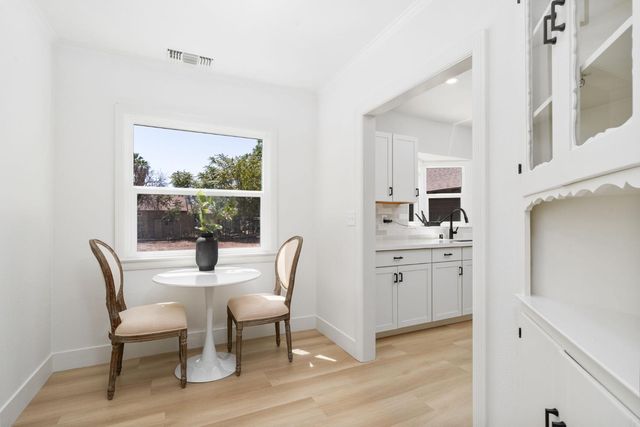 715 N Hughes Avenue, Fresno, CA 93728