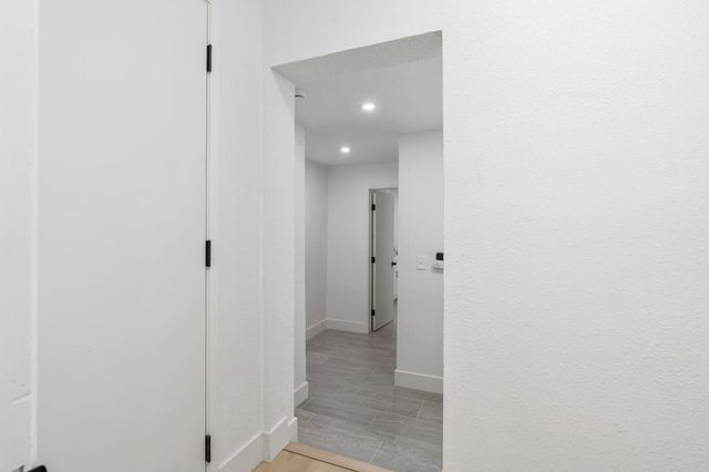 715 N Hughes Avenue, Fresno, CA 93728