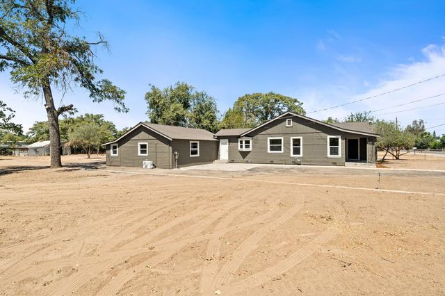715 N Hughes Avenue, Fresno, CA 93728