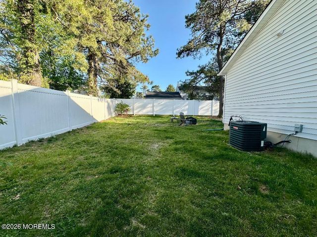 716 7th Avenue, Toms River, NJ 08757