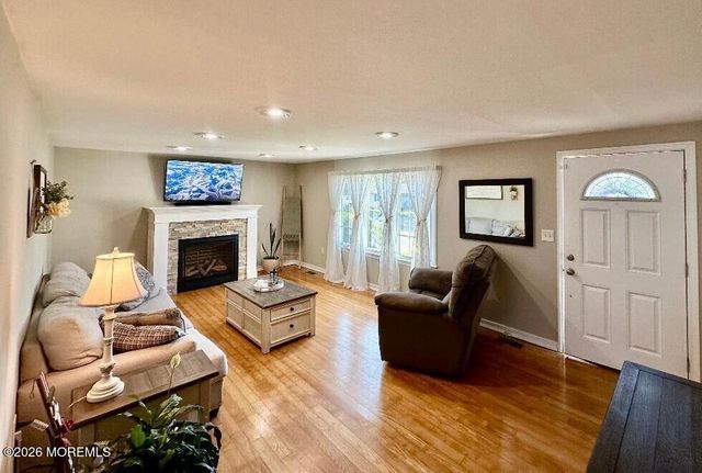 716 7th Avenue, Toms River, NJ 08757