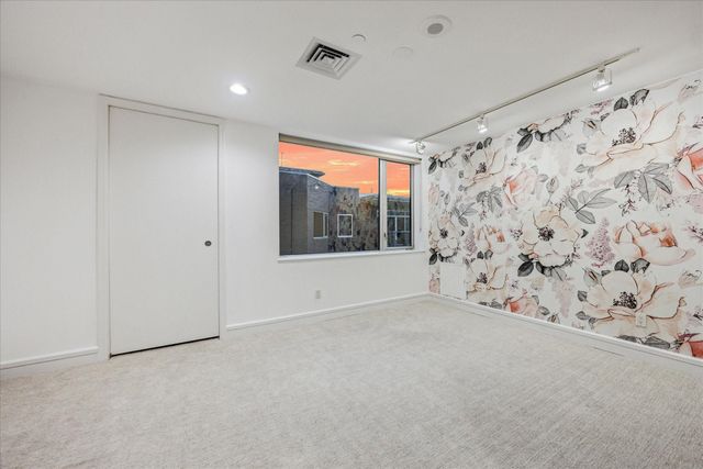 901 W 9th ST 401A, Austin, TX 78703